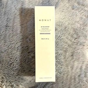 **NWT**MONAT BE BALANCED Foamy Cleanser